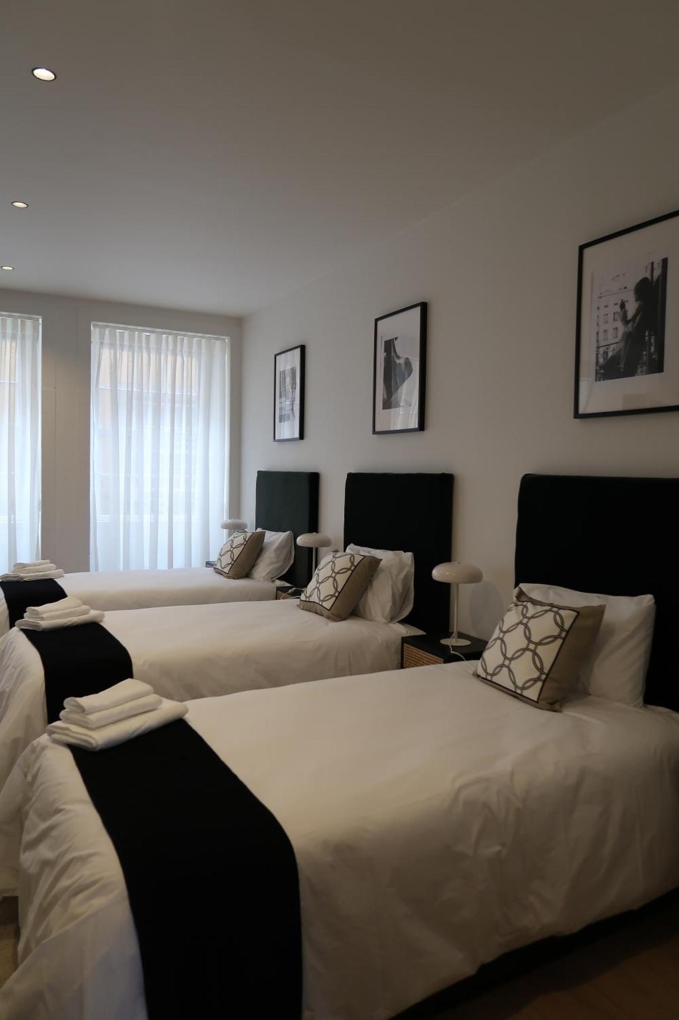 Apartamentos Sobre O Douro Porto Luaran gambar