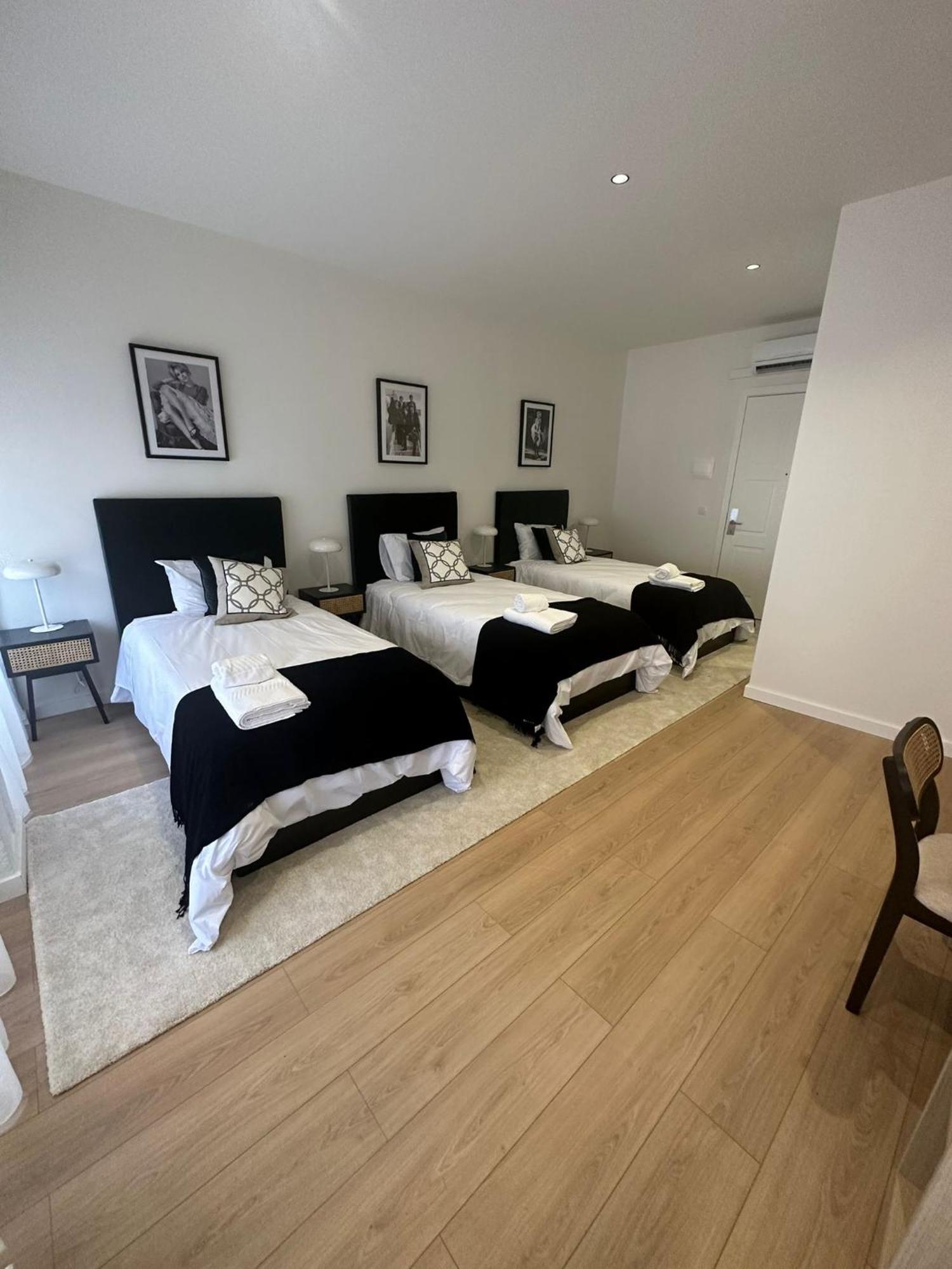 Apartamentos Sobre O Douro Porto Luaran gambar