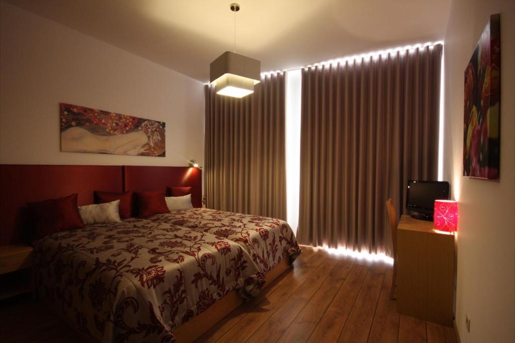 Apartamentos Sobre O Douro Porto Bilik gambar