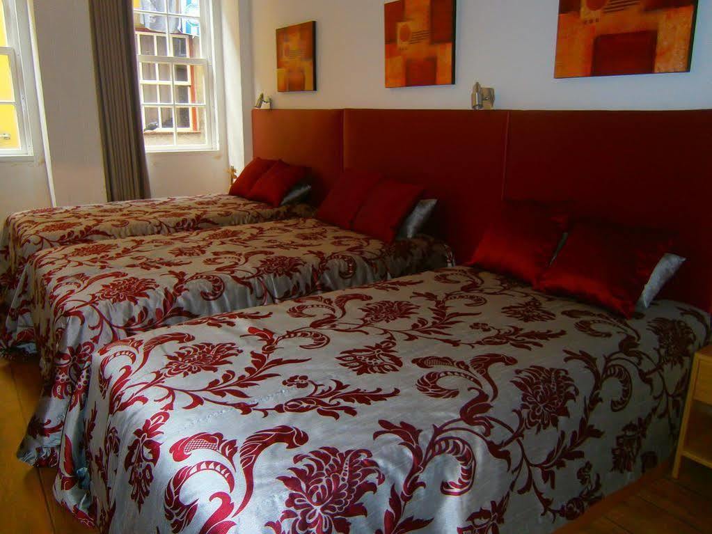Apartamentos Sobre O Douro Porto Luaran gambar